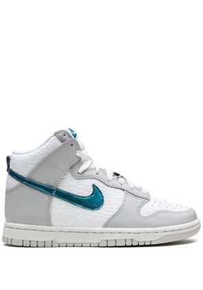 Nike Dunk High 'FLS' sneakers - White
