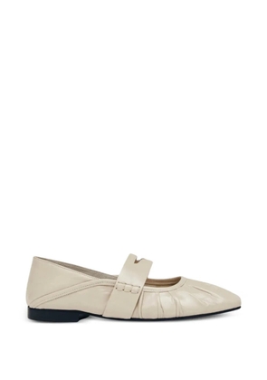 ALOHAS pleated leather ballet flats - Neutrals
