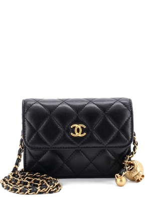 CHANEL Pre-Owned Pearl Crush Flap Clutch with Chain Quilted Lambskin Mini crossbody bag - Black