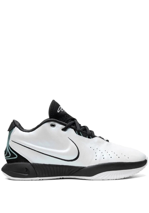 Nike LeBron 21 'Conchiolin' sneakers - White