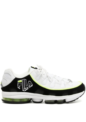 Fila logo-print lace-up sneakers - White