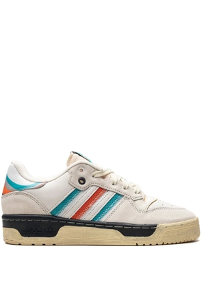 adidas Rivalry Low 'Extra Butter - Islanders' sneakers - White