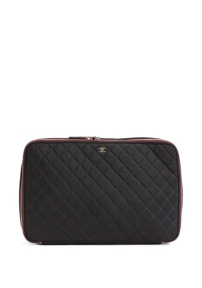 CHANEL Pre-Owned 2000s large Nylon Quilted Laptop case bag - Black