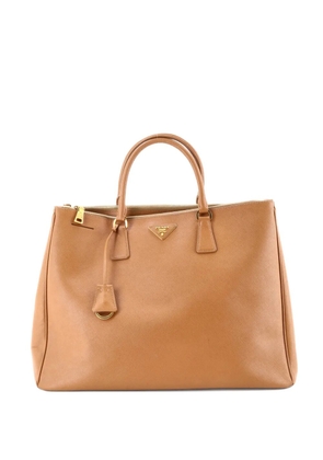 Prada Pre-Owned Double Zip Lux Saffiano Leather Large tote bag - Brown