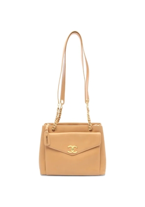 CHANEL Pre-Owned 1994-1996 chain-detail logo shoulder bag - Neutrals