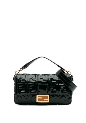 Fendi Pre-Owned 2010-2025 Large Zucca Embossed Patent Baguette satchel - Green