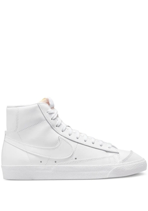 Nike Blazer Mid '77 'Triple White' sneakers