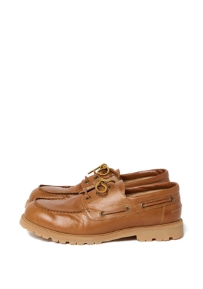 Studio Nicholson Guston raw-cut leather boat shoes - Brown