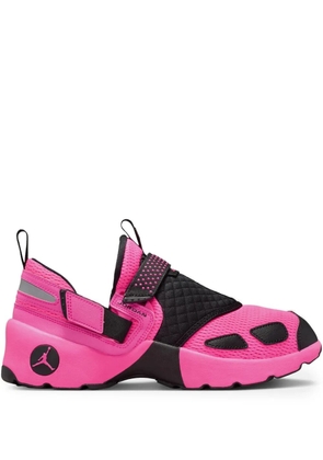 Jordan Trunner LX quilted strapped sneakers - Pink