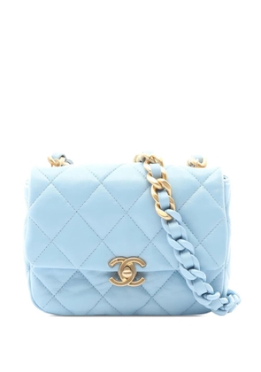 CHANEL Pre-Owned 2021-2026 Mini Quilted Lambskin Lacquered Chain Single Flap crossbody bag - Blue