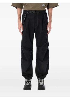 and Wander logo-belt trousers - Black