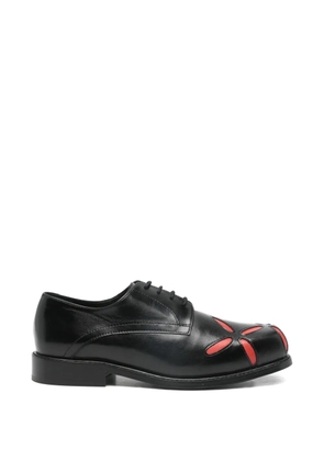 Stefan Cooke slashed square-toe leather derby shoes - Black