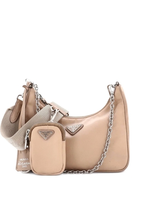 Prada Pre-Owned Re-Edition 2005 Shoulder Bag Saffiano Leather Small crossbody bag - Neutrals
