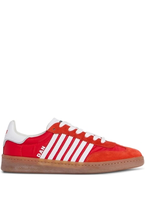 DSQUARED2 stripes boxer trainers