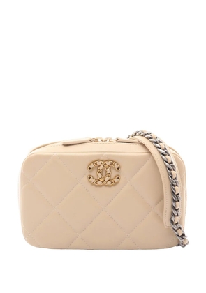 CHANEL Pre-Owned 2022 Lambskin 19 Camera Bag crossbody bag - Brown