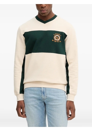 GUESS USA embroidered-logo V-neck sweatshirt - Neutrals