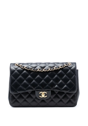 CHANEL Pre-Owned 2012 Jumbo Classic Lambskin Double Flap shoulder bag - Black