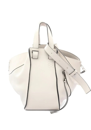 Loewe Pre-Owned 2000s leather hammock tote bag - Neutrals