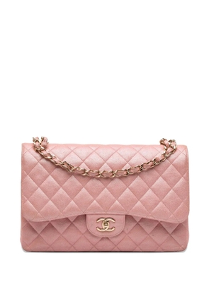CHANEL Pre-Owned 2019 Jumbo Classic Iridescent Caviar Double Flap shoulder bag - Pink