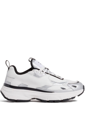 Maison Kitsuné Sora logo-detail sneakers - White