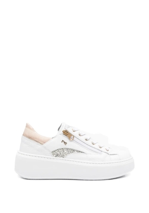 NERO GIARDINI zip-detail sneakers - White