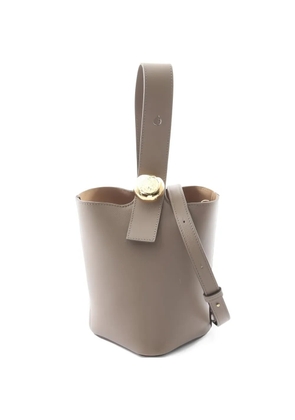 Loewe Pre-Owned 2020s mini Pebble bucket bag - Brown