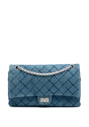 CHANEL Pre-Owned 2018 Reissue 2.55 Quilted Denim Double Flap 226 shoulder bag - Blue