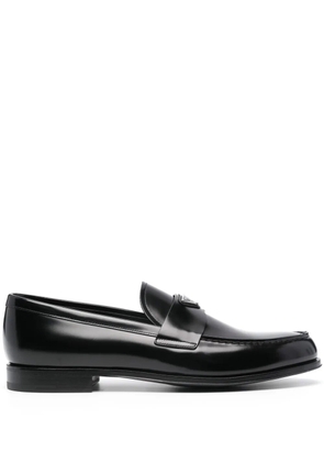 Prada enamel-triangle-logo leather loafers - Black