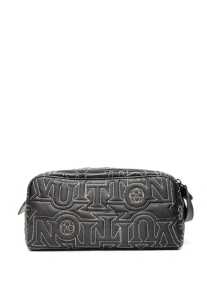 Louis Vuitton Pre-Owned 2021 quilted clutch bag - Black