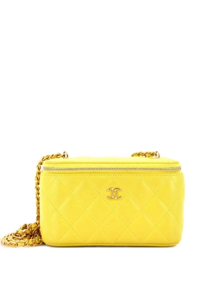 CHANEL Pre-Owned Pearl Crush Vanity Case with Chain Quilted Lambskin Small clutch bag - Yellow