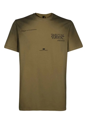 ISO.POETISM ribbed-neckline maxi-print T-shirt - Green