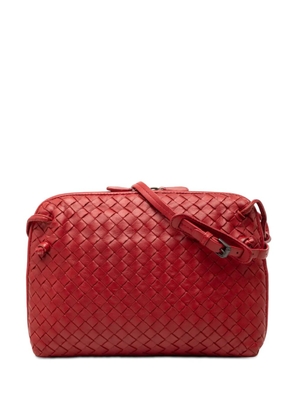 Bottega Veneta Pre-Owned 2010-2025 Nappa Intrecciato Nodini crossbody bag - Red