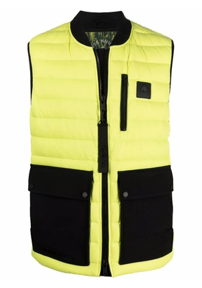 Moose Knuckles logo-patch padded gilet - Yellow