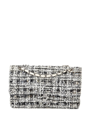 CHANEL Pre-Owned Classic Flap tweed chain shoulder bag - White