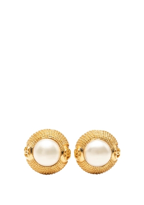 CHANEL Pre-Owned 20th Century Gold Plated Faux Pearl Clip on Earrings costume earrings