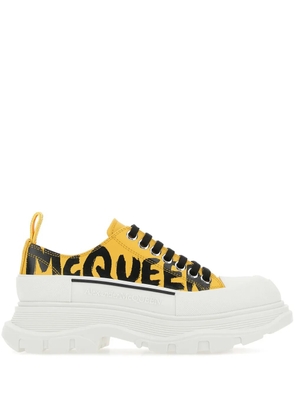 Alexander McQueen Tread Slick sneakers - Yellow