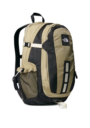 The North Face Hot Shot SE buckle backpack - Neutrals