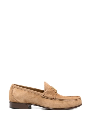 Valentino Garavani logo-plaque loafers - Neutrals