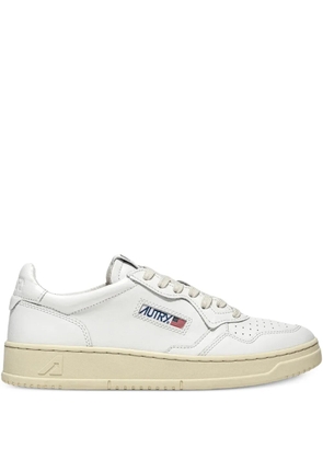Autry Medalist leather sneakers - White