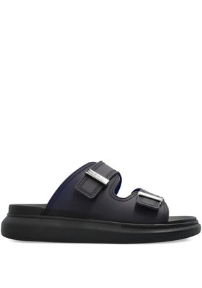 Alexander McQueen round-toe sandals - Black