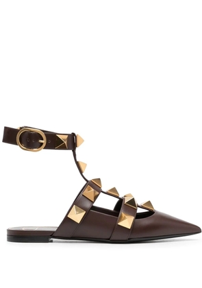 Valentino Garavani Rockstud-detail pointed-toe pumps - Brown