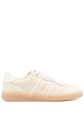 Ferragamo logo-stamp sneakers - Neutrals