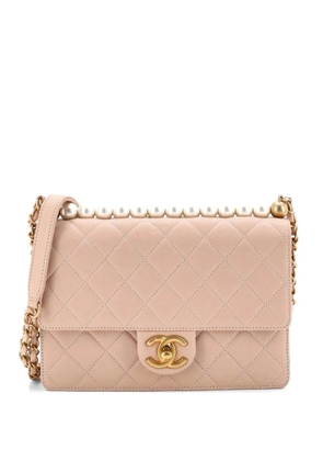 CHANEL Pre-Owned Chic Pearls Flap Bag Quilted Lambskin Small shoulder bag - Neutrals
