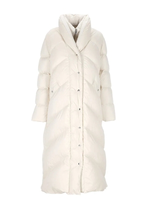 Add buttoned coat - Neutrals