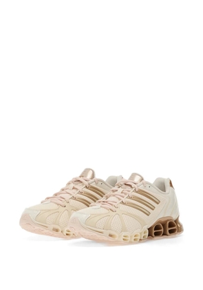 adidas Ghostride logo-detail sneakers - Neutrals