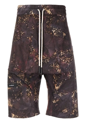 ISO.POETISM abstract-print knee-length shorts - Purple