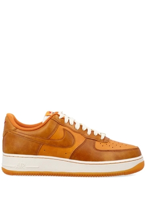 Nike Air Force 1 '07 LV8 sneakers - Orange