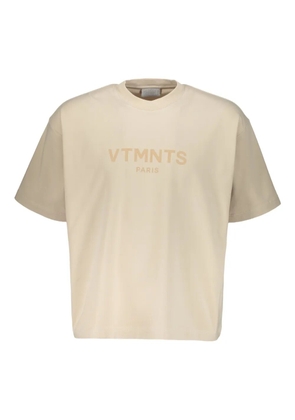 VETEMENTS logo-print T-shirt - Neutrals