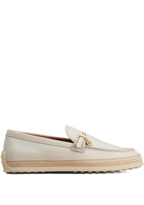 Tod's buckle-detail leather loafers - Neutrals