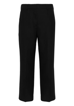 TOTEME pressed-crease cropped trousers - Black